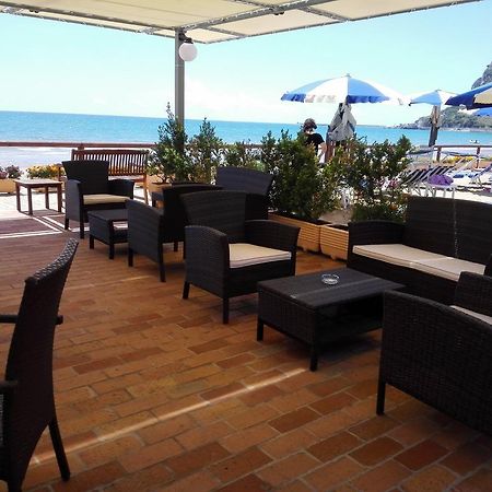 Hotel Acquasanta Террачина Екстер'єр фото